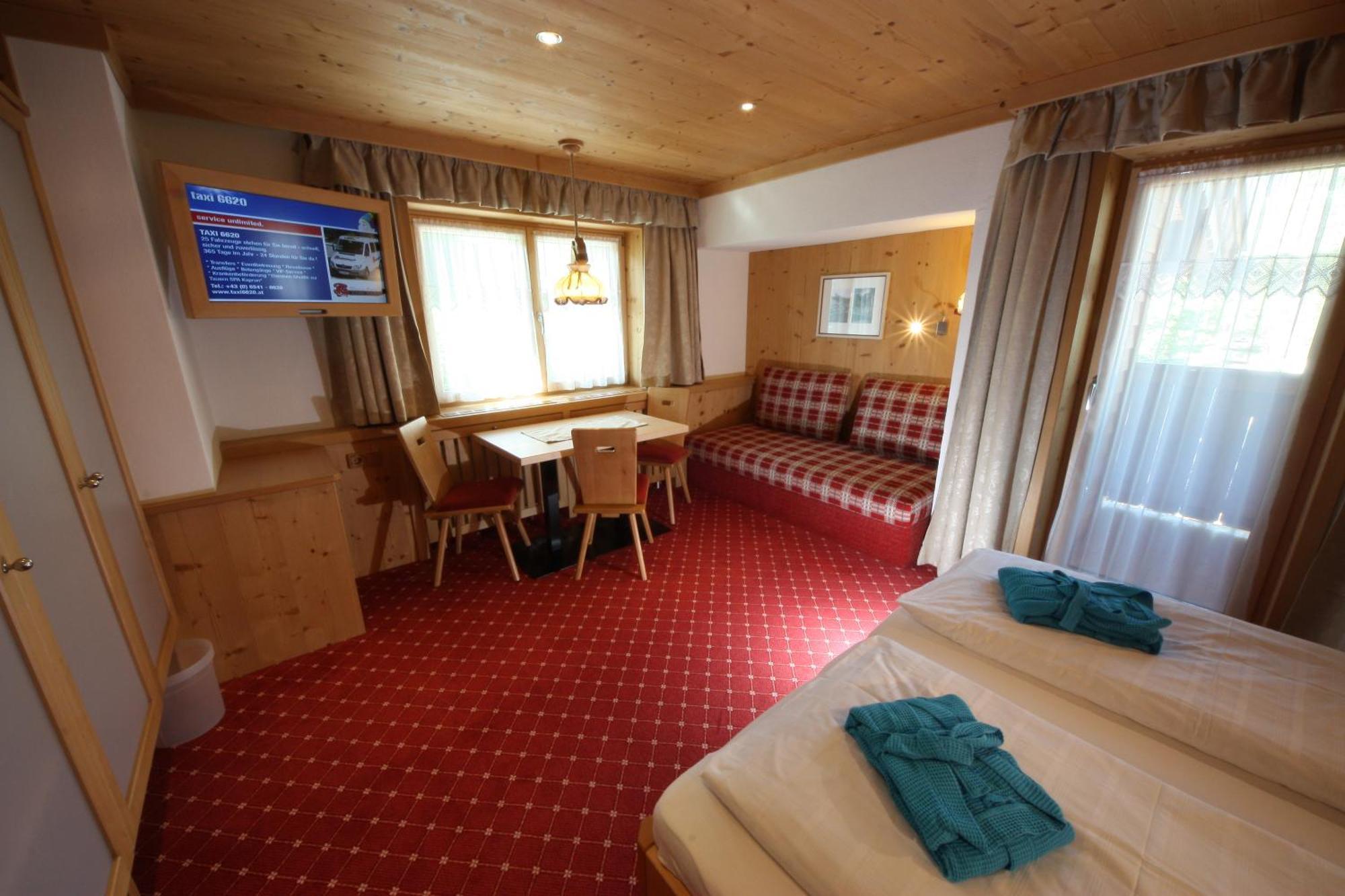 Talheimer Grias Di & Hoamat Since 1958 Inklusive Therme Tauern Spa & Jokercard Saalbach-Hinterglemm Kamer foto